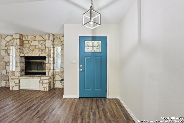 Image 7 of 41 For 6630 Spring Hollow
