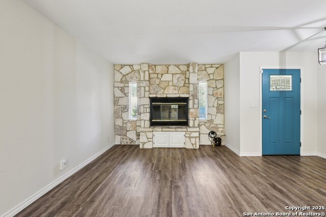 Image 9 of 41 For 6630 Spring Hollow