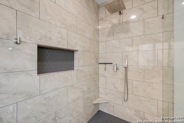 Image 16 of 28 For 20615 Wild Springs