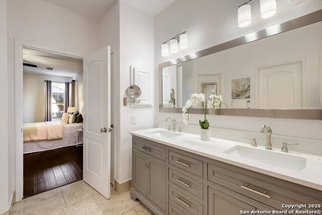 Image 17 of 28 For 20615 Wild Springs