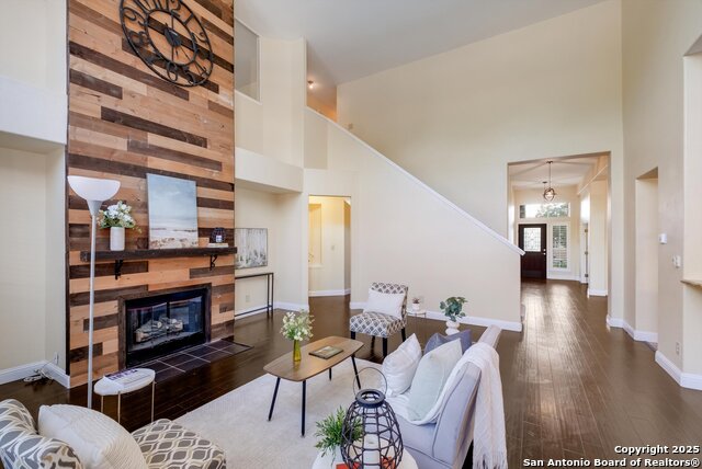 Image 5 of 28 For 20615 Wild Springs