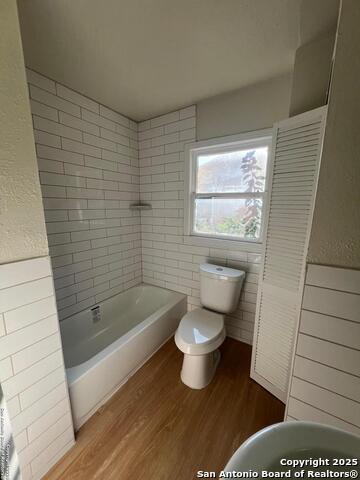 Image 7 of 8 For 1714 Center  