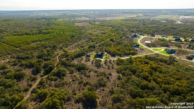 Image 9 of 17 For Lot 20 Stone Loop