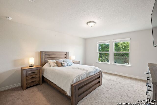 Listing photo id 13 for 10410 Pecan Crst