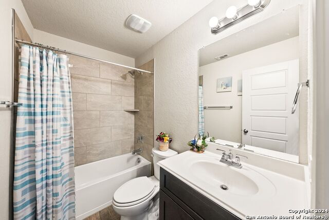 Listing photo id 25 for 10410 Pecan Crst