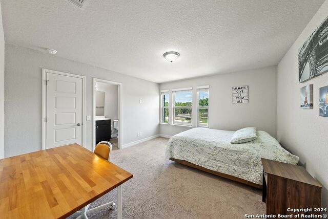 Listing photo id 27 for 10410 Pecan Crst