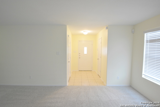 Image 2 of 17 For 3806 Flyer Vista