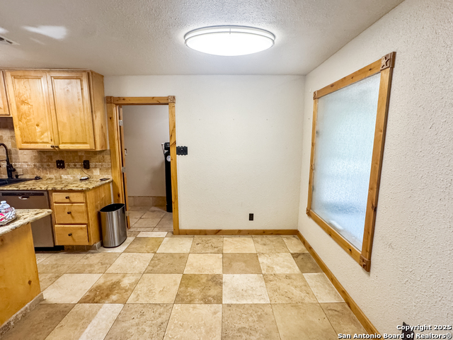 Image 15 of 45 For 28220 Bonn Mountain