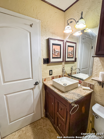 Image 29 of 45 For 28220 Bonn Mountain