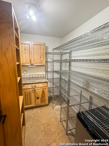 Image 37 of 45 For 28220 Bonn Mountain