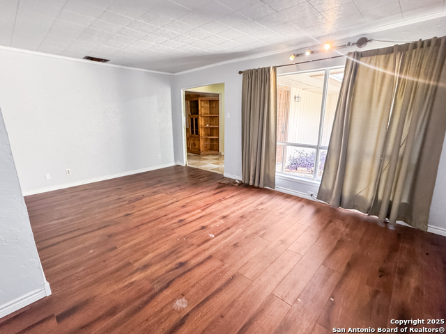 Image 38 of 45 For 28220 Bonn Mountain