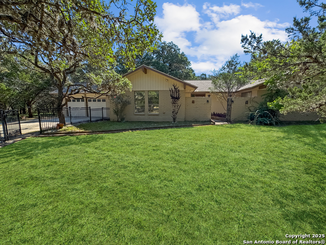 Image 41 of 45 For 28220 Bonn Mountain