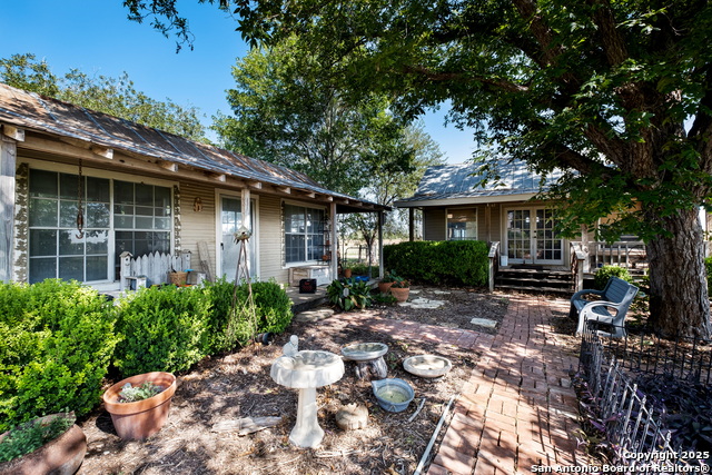 Listing photo id 12 for 141 County Road 454