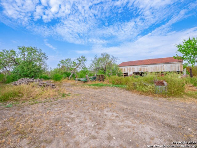 Listing photo id 41 for 6147 Pfeil Rd, Lot 1