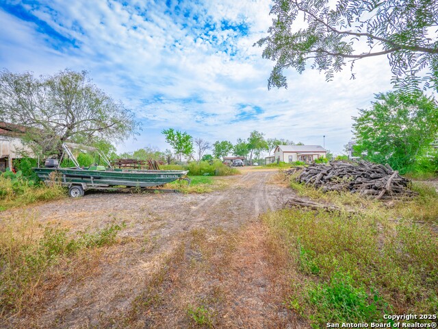 Listing photo id 42 for 6147 Pfeil Rd, Lot 1