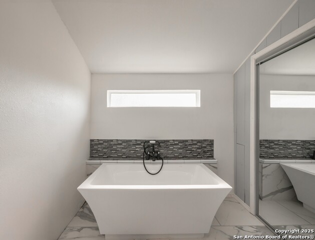 Listing photo id 14 for 6147 Pfeil Rd, Lot 1