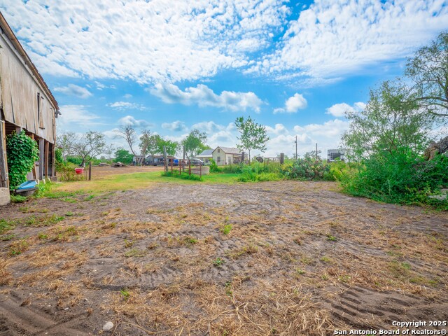 Listing photo id 36 for 6147 Pfeil Rd, Lot 1