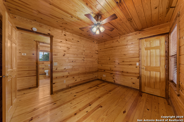 Image 15 of 30 For 1466 Bonnyview