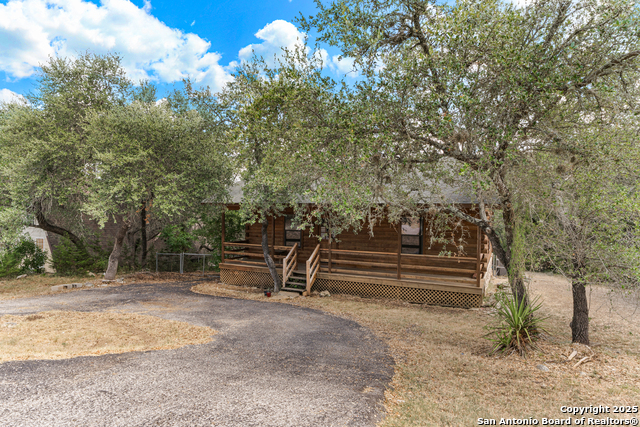 Image 3 of 30 For 1466 Bonnyview