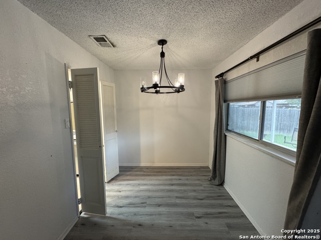 Listing photo id 12 for 4814 Dick Gordon