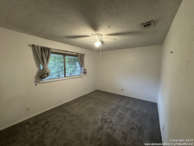 Listing photo id 19 for 4814 Dick Gordon