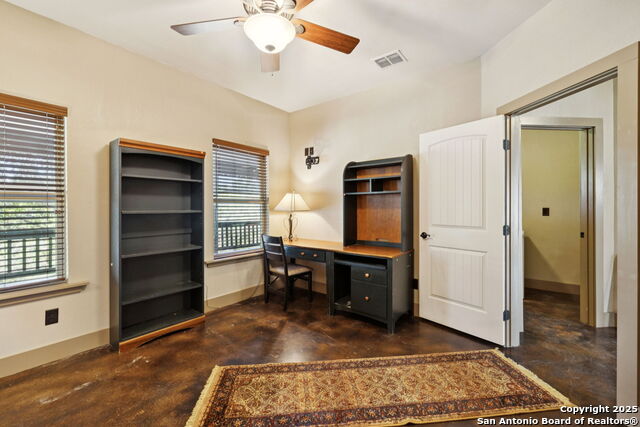 Image 27 of 35 For 1331 Hilltop Rdg