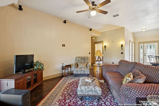 Image 5 of 35 For 1331 Hilltop Rdg