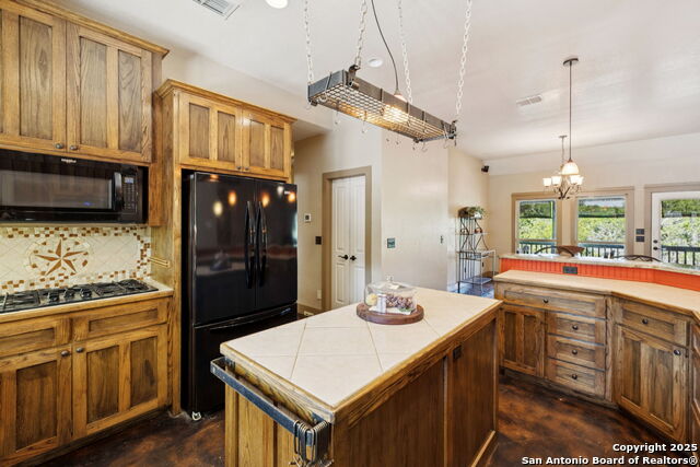 Image 7 of 35 For 1331 Hilltop Rdg