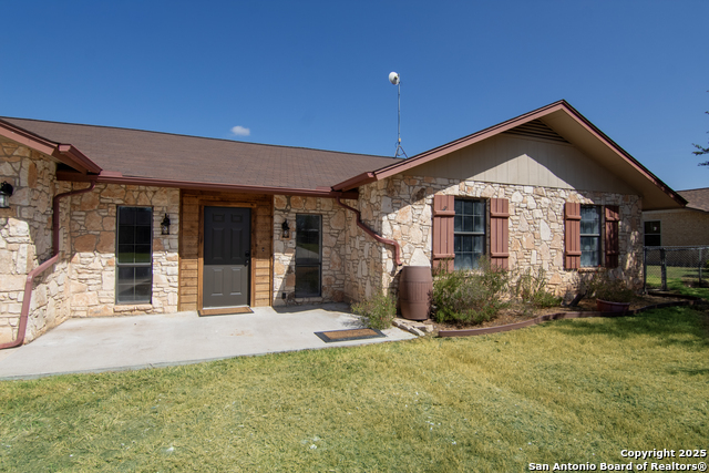 Details for 909 Voges  , Poth, TX 78147