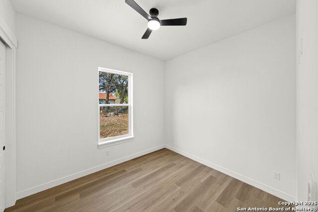 Image 26 of 40 For 1053 Live Oak Dr