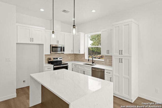 Image 9 of 40 For 1053 Live Oak Dr