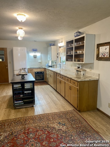 Image 11 of 26 For 740 Skylane Dr S