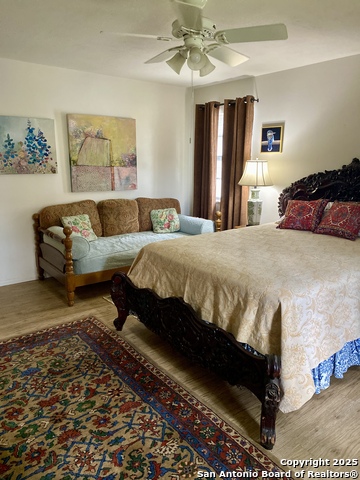 Image 15 of 26 For 740 Skylane Dr S