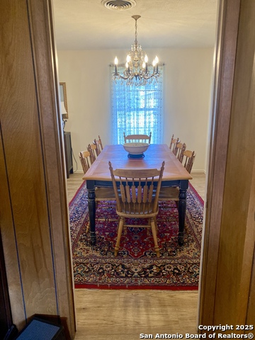 Image 8 of 26 For 740 Skylane Dr S