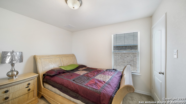 Image 22 of 27 For 350 Colonial