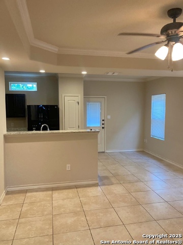 Image 2 of 14 For 7030 Lakeview  102