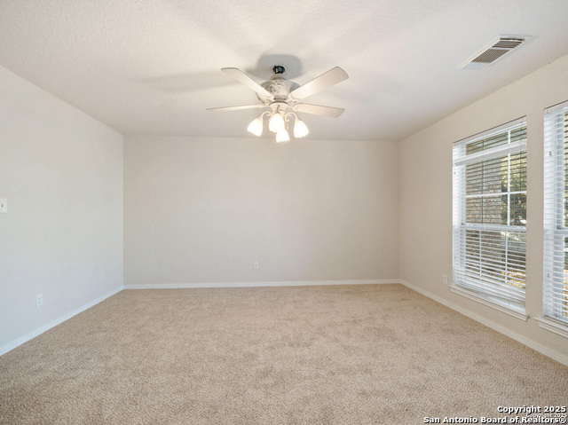 Image 11 of 38 For 21039 La Pena