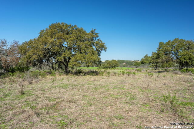 Image 26 of 48 For 365 River Cliff