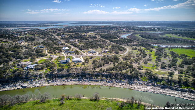 Image 47 of 48 For 365 River Cliff