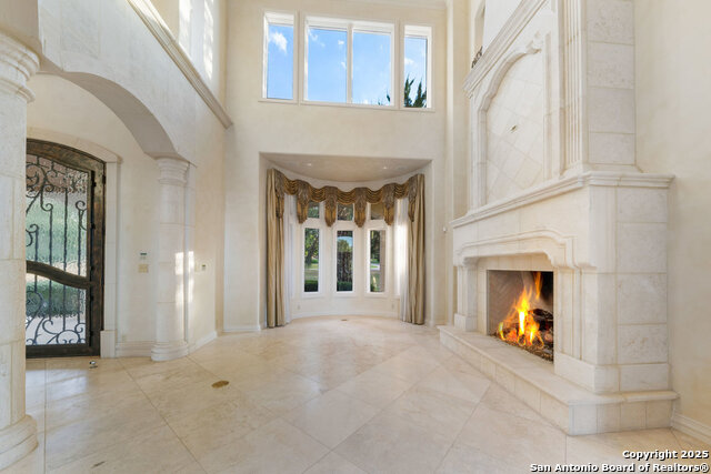 Listing photo id 2 for 217 Bella Riva