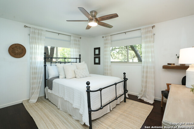 Image 19 of 46 For 206 Yosemite Dr