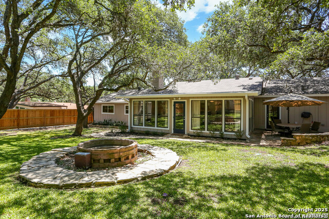 Image 30 of 46 For 206 Yosemite Dr