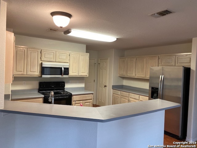 Image 12 of 25 For 1907 Summerwood Dr