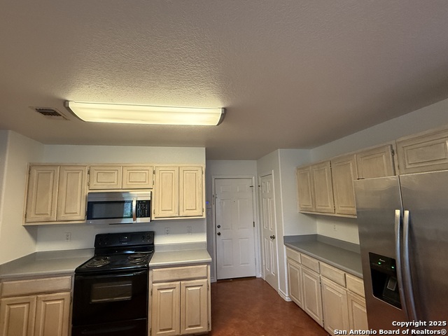 Image 13 of 25 For 1907 Summerwood Dr