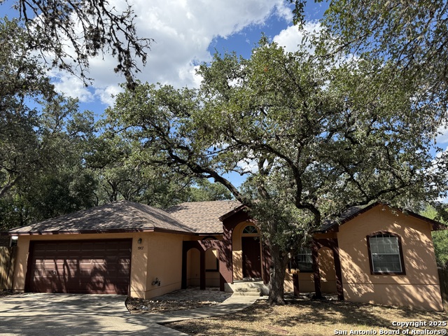 Image 3 of 25 For 1907 Summerwood Dr