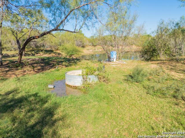 Listing photo id 6 for 130 +-- Acres Fm-2200