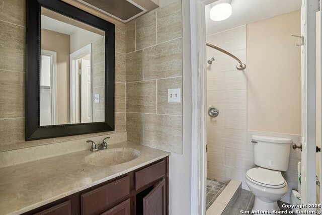 Image 13 of 19 For 4212 Medical Dr  212
