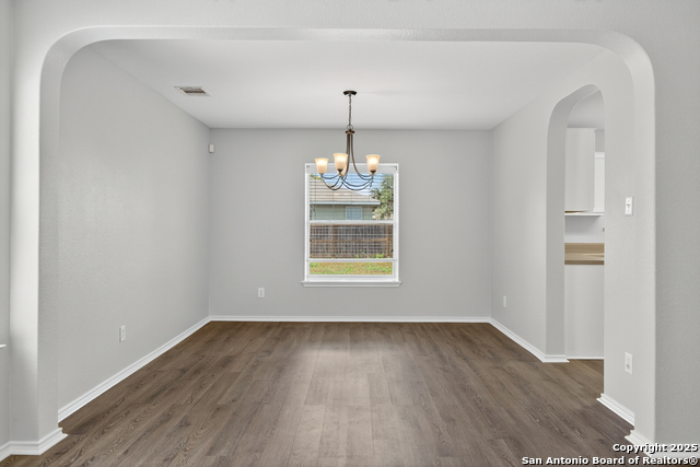 Image 13 of 33 For 10411 Artesia