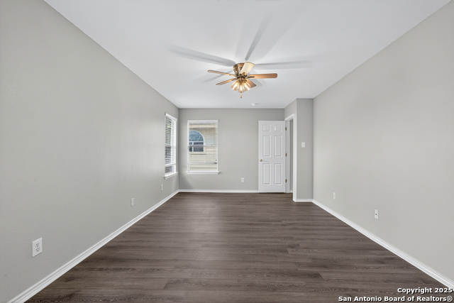 Image 16 of 33 For 10411 Artesia