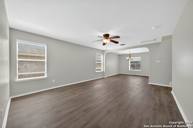 Image 5 of 33 For 10411 Artesia